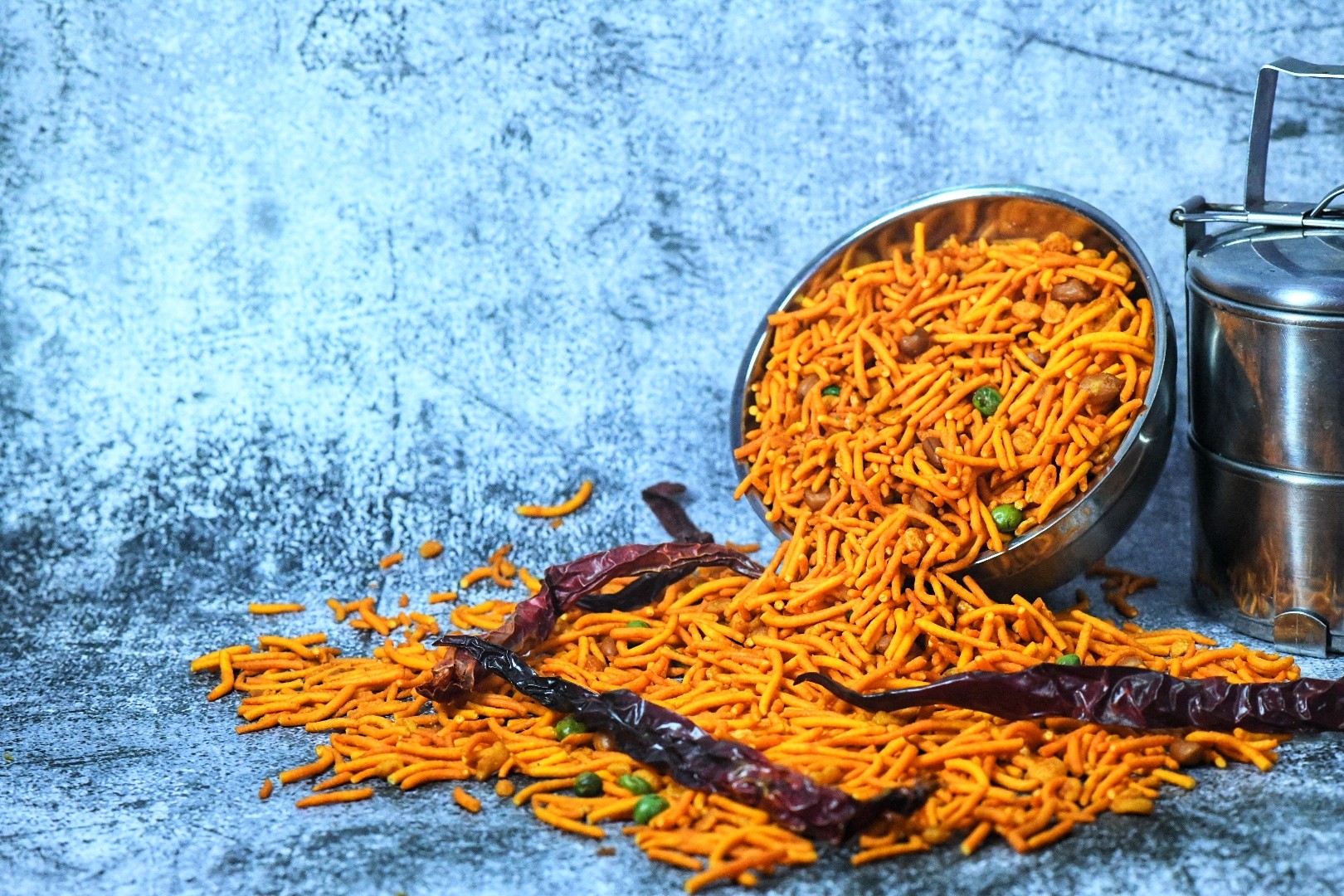 Spicy Muruku Savioury mix with nuts